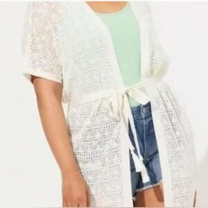 Torrid Off White Crochet Short Sleeve Long Tye Waist Cardigan Size 1/2